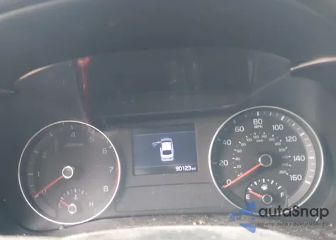 2019 Kia Forte Lxs z USA, uszkodzony, nr VIN 3KPF24AD7KE137461